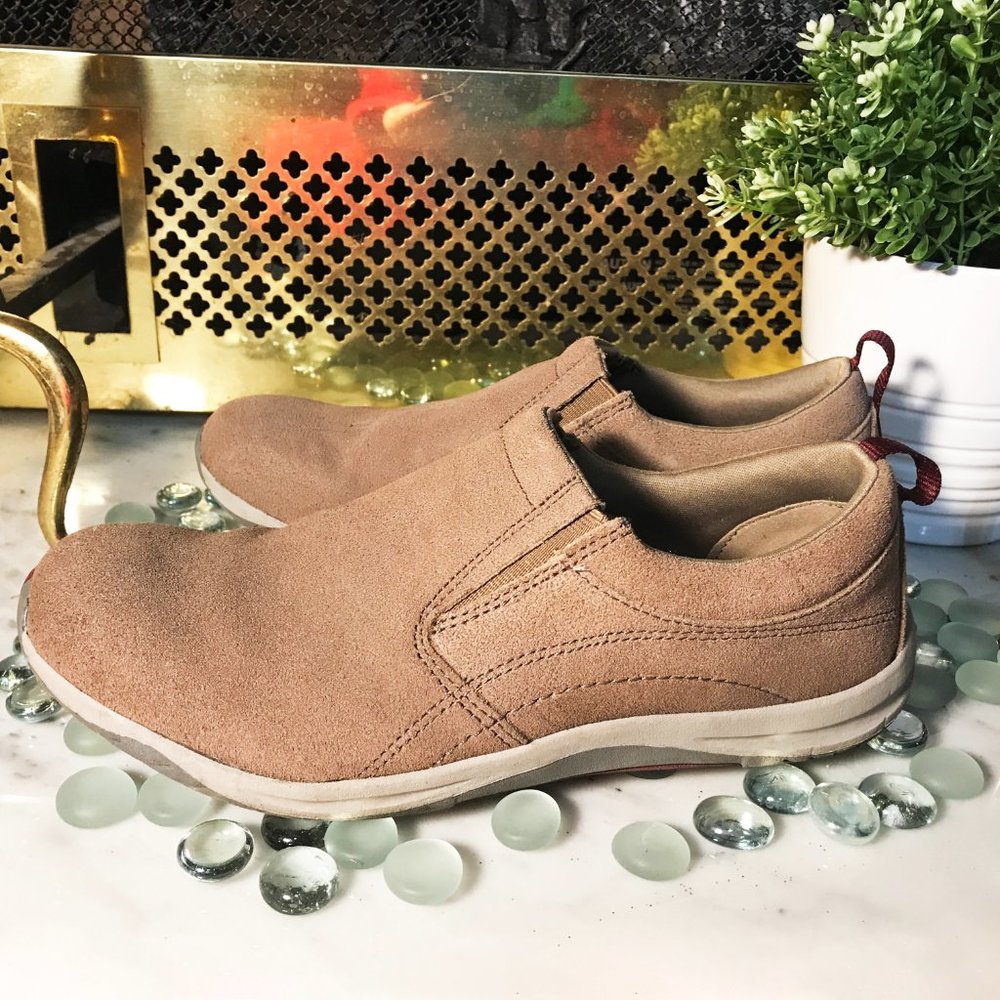 Lands' End | Suede Everyday Comfort Slip-on Flat Cushioned Insole Tan Sz 7B